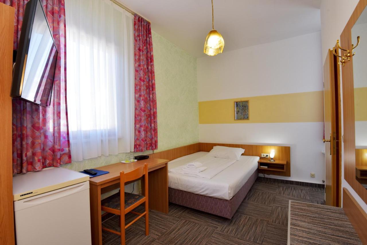Hotel Zum Gruendle Oberhof  Luaran gambar