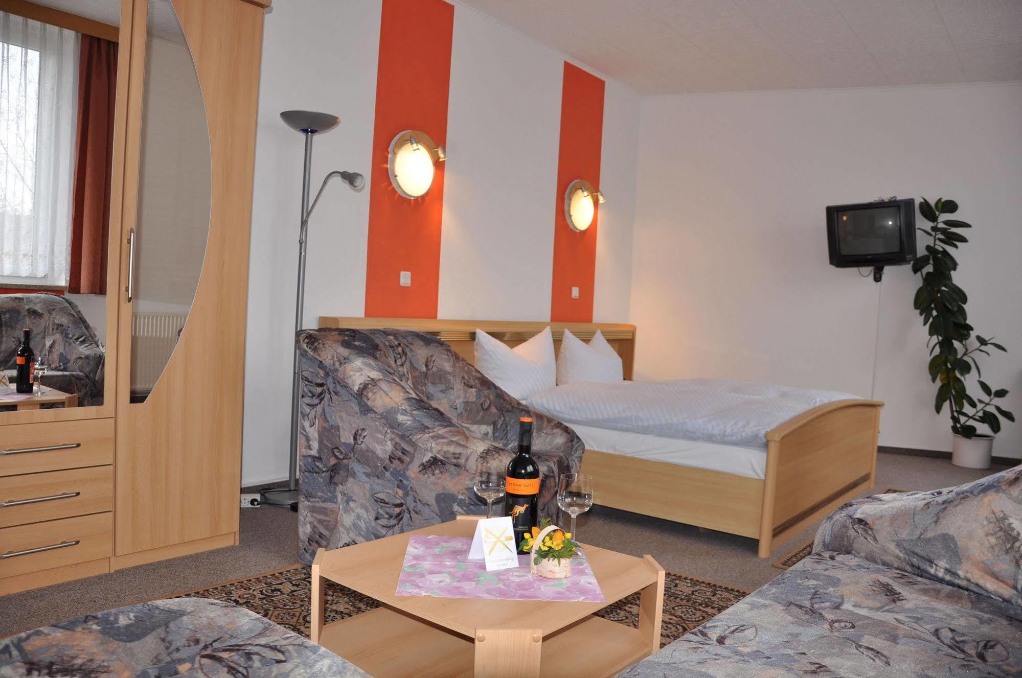 Hotel Zum Gruendle Oberhof  Luaran gambar